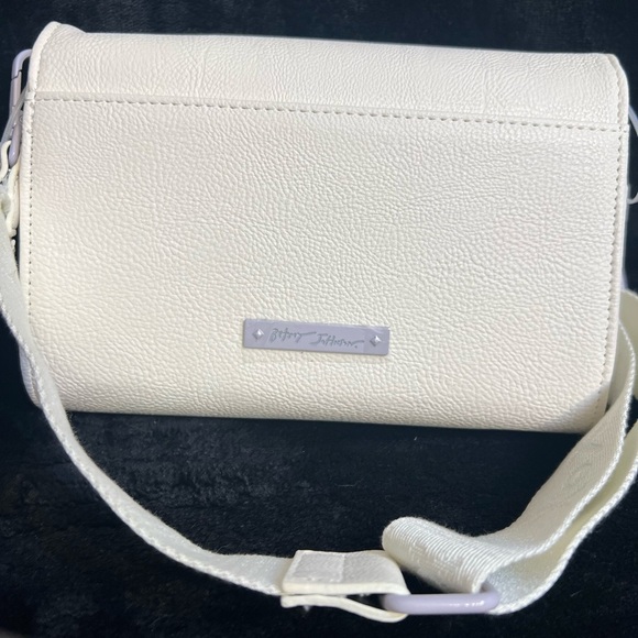 ☠️💜BETSEY JOHNSON XOSYBIL
ROSE & SKULL CROSSBODY BAG💜☠️NWT - Picture 7 of 15